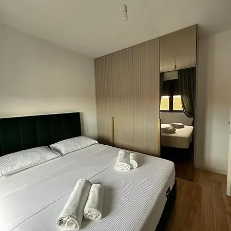 Klariss Apartment *